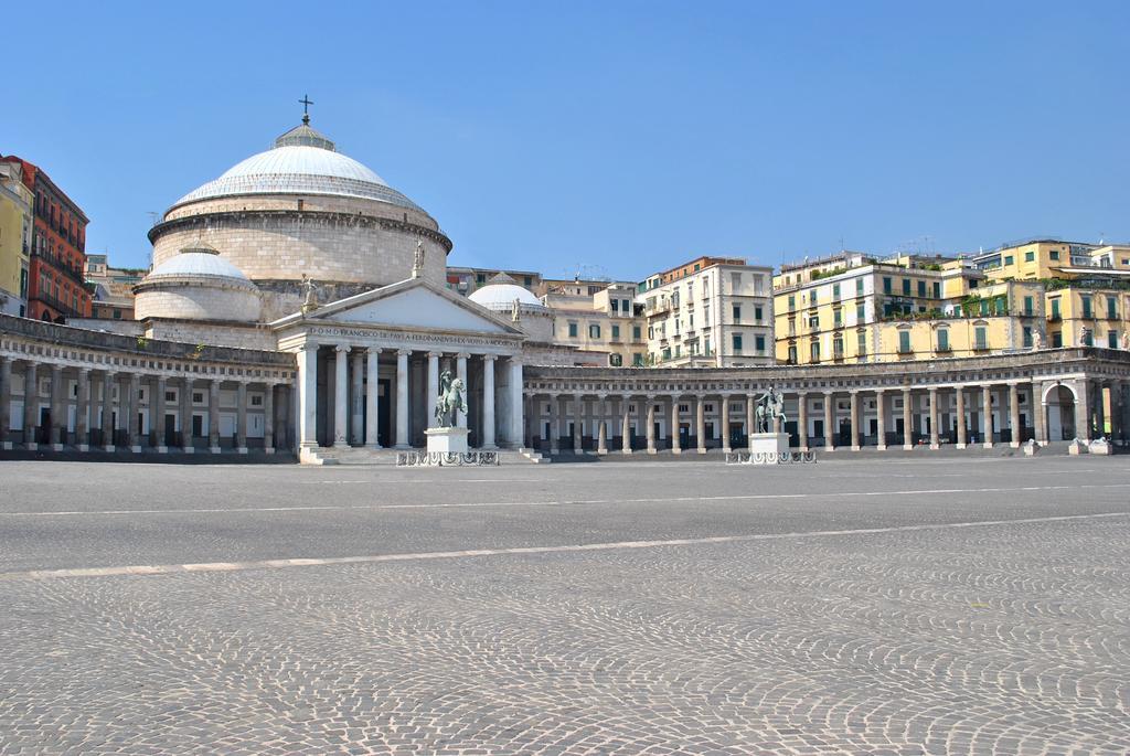 Sweethometoledo Napoli Bagian luar foto